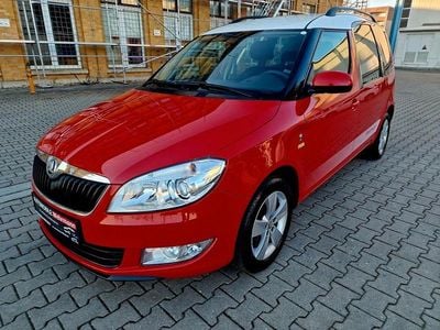 Gebraucht Skoda Roomster Fresh 69 PS (50 kW) 2015 Rot Van / Kleinbus