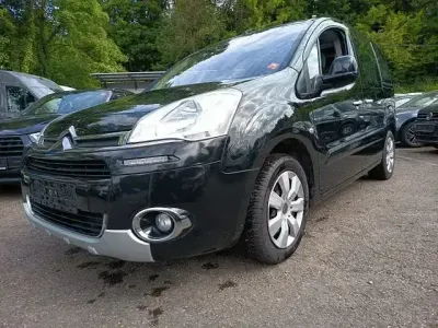 Używany Citroën Berlingo SELECTION 98 KM (72 kW) 2014 Czarny Minivan