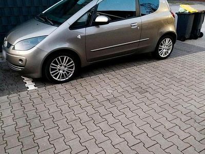 Gebraucht Mitsubishi Colt 95 PS (69 kW) 2007 Grau Kleinwagen