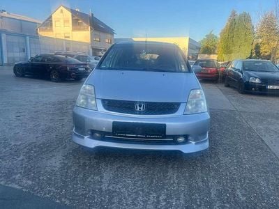 Używany Honda Stream ES 125 KM (91 kW) 2001 Srebrny Minivan