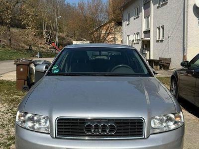 Gebraucht Audi A4 135 PS (99 kW) 2000 Silber Limousine