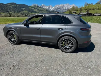 Occasion Porsche Cayenne 462 PK (339 kW) 2021 Zwart SUV