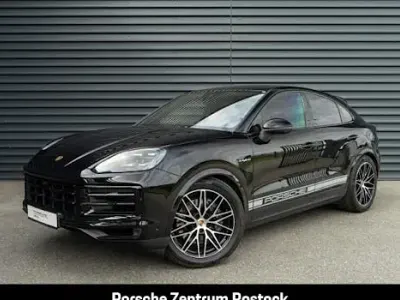 Gebraucht Porsche Cayenne E-Hybrid Coupe 470 PS (345 kW) 2025 Chromitschwarzmetallic SUV
