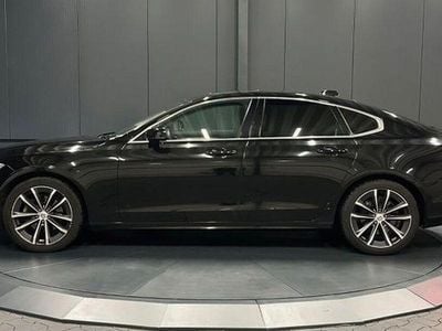 Gebraucht Volvo S90 Momentum 235 PS (172 kW) 2021 Onyx black metallic Limousine