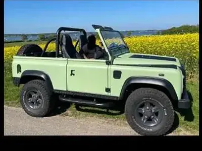 Gebraucht Land Rover Defender 122 PS (89 kW) 2003 Grün Cabrio