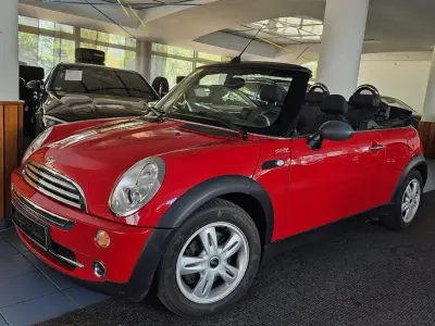 Gebraucht Mini One Cabriolet Pepper 90 PS (66 kW) 2006 Chili red Cabrio