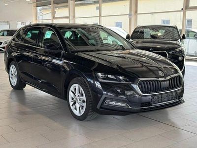 Usado Skoda Octavia First Edition 176 HP (129 kW) 2020 Andere Carrinha
