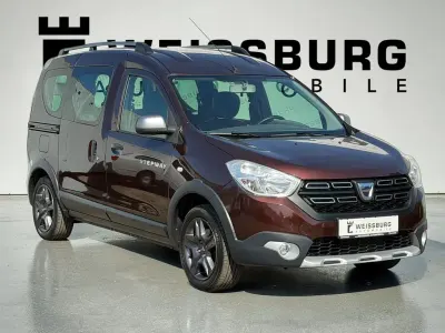 Gebraucht Dacia Dokker Celebration 116 PS (85 kW) 2017 Braun Van / Kleinbus