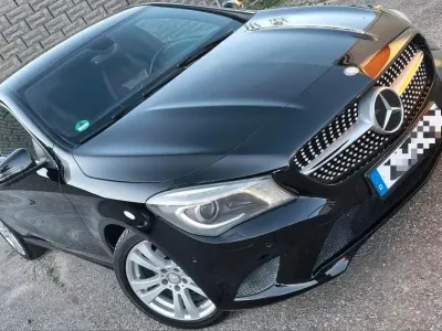 Begagnad Mercedes CLA220 170 HK (125 kW) 2013 Svart Sedan