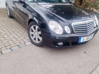 Gebraucht Mercedes E200 Classic 136 PS (100 kW) 2007 Schwarz Limousine