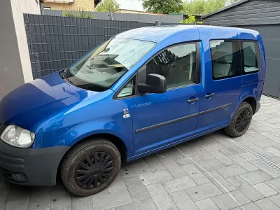 Gebraucht VW Caddy Style 80 PS (58 kW) 2009 Blau Van / Kleinbus