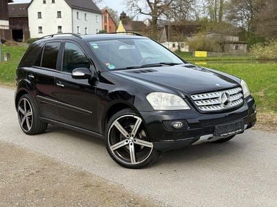 Gebraucht Mercedes ML350 272 PS (200 kW) 2007 Schwarz SUV