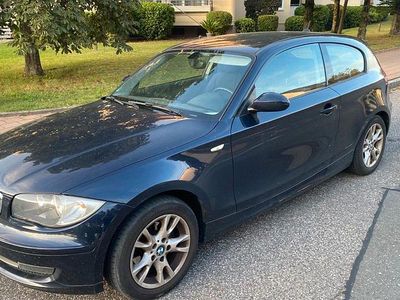 Gebraucht BMW 116 122 PS (89 kW) 2008 Blau Kleinwagen