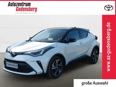 Gebraucht Toyota C-HR Team 122 PS (89 kW) 2022 Platinum white pearl mc (089)/ SUV