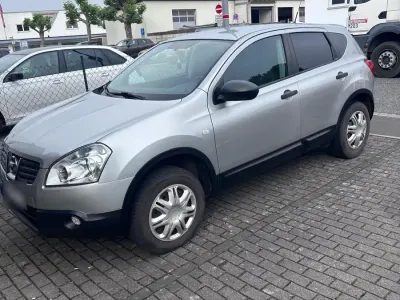 Gebraucht Nissan Qashqai 114 PS (83 kW) 2009 Silber SUV