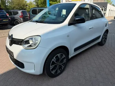 Gebraucht Renault Twingo SE 65 PS (47 kW) 2022 Crystal weiss Kleinwagen