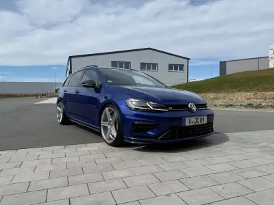Second-hand VW Golf VII R 300 CP (220 kW) 2019 Albastru Break