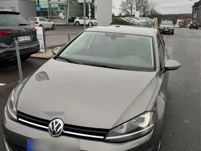 Gebraucht VW Golf VII Highline 122 PS (89 kW) 2013 Grau Limousine