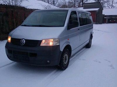 Usata VW Caravelle 130 CV (95 kW) 2007 Argento Furgone