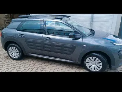 Gebraucht Citroën C4 Cactus 82 PS (60 kW) 2016 Grau Kleinwagen
