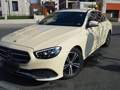Gebraucht Mercedes E200 160 PS (117 kW) 2023 Gelb Limousine