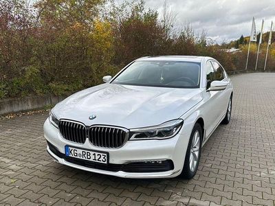 BMW 730