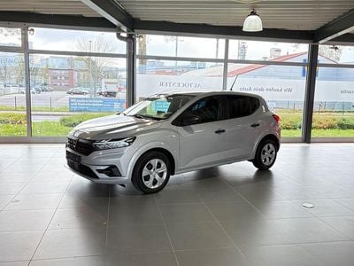 Gebraucht Dacia Sandero Essentiel 67 PS (49 kW) 2022 Grau Limousine