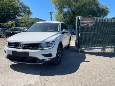 Gebraucht VW Tiguan Allspace Comfortline 150 PS (110 kW) 2018 Weiß SUV