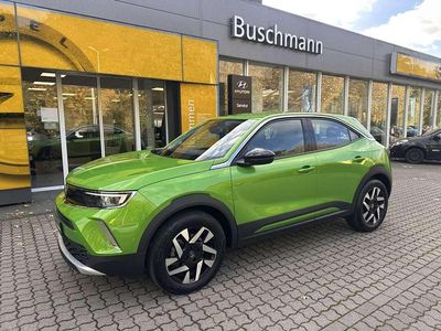 Gebraucht Opel Mokka-e drive 100 kW (136 PS) 2022 Ikone grün metallic SUV
