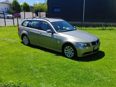 Gebraucht BMW 320 177 PS (130 kW) 2008 Gold Kombi