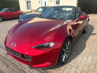 Gebraucht Mazda MX5 Selection 184 PS (135 kW) 2023 Rot Cabrio