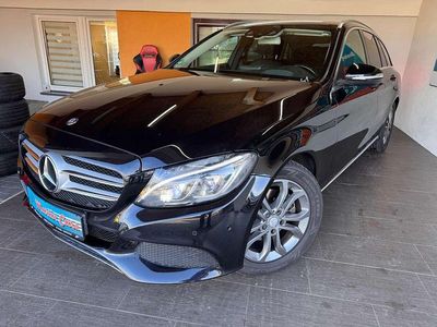 Gebraucht Mercedes C220 170 PS (125 kW) 2014 Schwarz Kombi