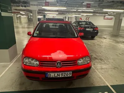 Gebraucht VW Golf IV 74 PS (54 kW) 2002 Rot Kleinwagen