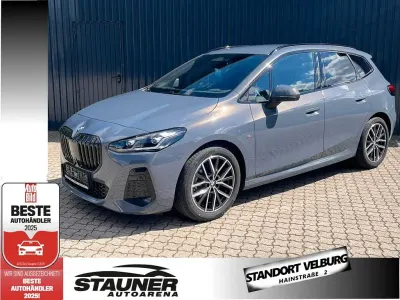 Gebraucht BMW 218 Active Tourer M Sport 136 PS (100 kW) 2024 Grau Van / Kleinbus
