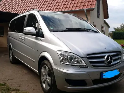 Gebraucht Mercedes Viano 224 PS (164 kW) 2013 Silber Van / Kleinbus
