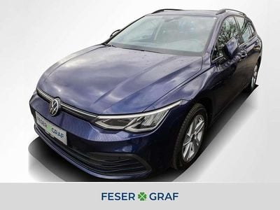 Gebraucht VW Golf VIII Life 150 PS (110 kW) 2022 Atlantik blue metallic Kombi
