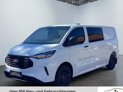 Gebraucht Ford Tourneo Custom Trend 136 PS (100 kW) 2025 Weiß Van
