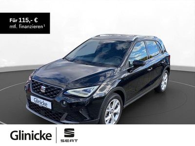 Mitternachtsschwarz Gebraucht 2022 Seat Arona FR SUV | 18.180 € (Fairer Preis)
