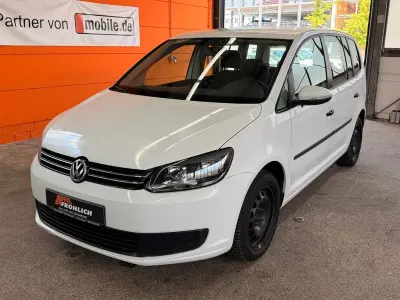Gebraucht VW Touran Trendline 105 PS (77 kW) 2014 Weiß Van / Kleinbus