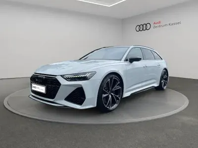 Gebraucht Audi RS6 Premium 600 PS (441 kW) 2023 Gletscherweiß metallic Kombi