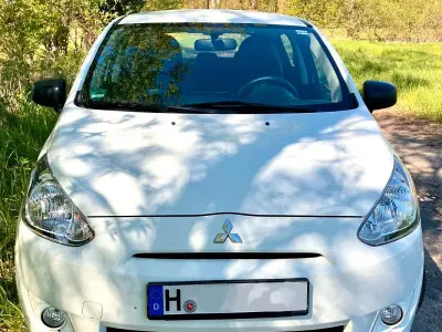Gebraucht Mitsubishi Space Star Plus 70 PS (51 kW) 2015 Kleinwagen