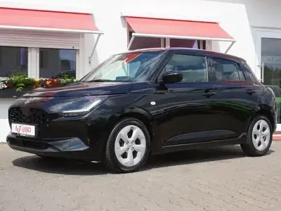 Gebraucht Suzuki Swift Comfort 83 PS (61 kW) 2024 Schwarz Kleinwagen