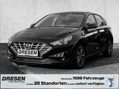 Gebraucht Hyundai i30 Trend 120 PS (88 kW) 2023 Schwarz Limousine