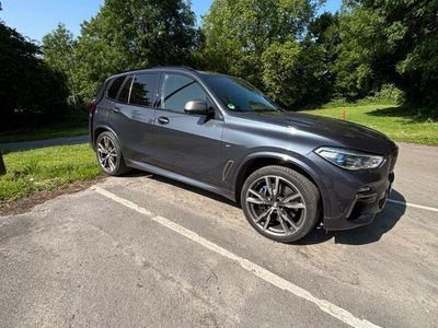 BMW X5 M50