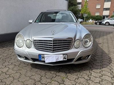 Mercedes E220