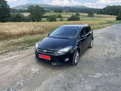 Gebraucht Ford Focus SYNC Edition 125 PS (91 kW) 2013 Schwarz Kombi