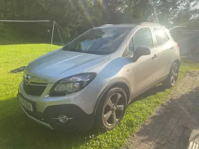 Gebraucht Opel Mokka Innovation 140 PS (102 kW) 2014 Silber SUV