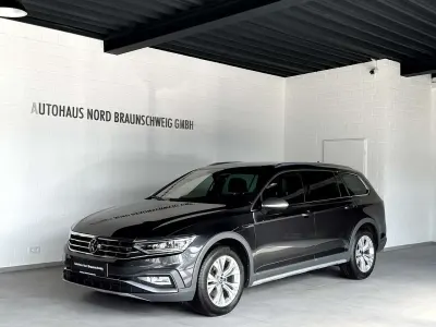 Gebraucht VW Passat Alltrack 200 PS (147 kW) 2023 Grau Kombi
