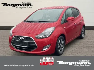 Gebraucht Hyundai ix20 Passion 90 PS (66 kW) 2017 Rot Kleinwagen