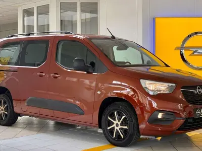 Gebraucht Opel Combo Edition 110 PS (80 kW) 2021 Kupfer braun (m2) Van / Kleinbus
